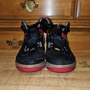 NIKE AIR JORDAN SPIZIKE BLACK VARSITY RED-CEMENT GREY 8.5 2009 MARS 315371-062